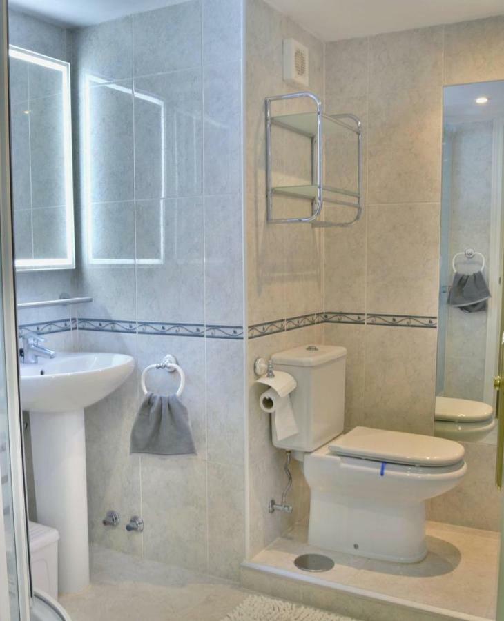 Seafront luxury studio in Las Palmeras hotel Fuengirola Exterior foto